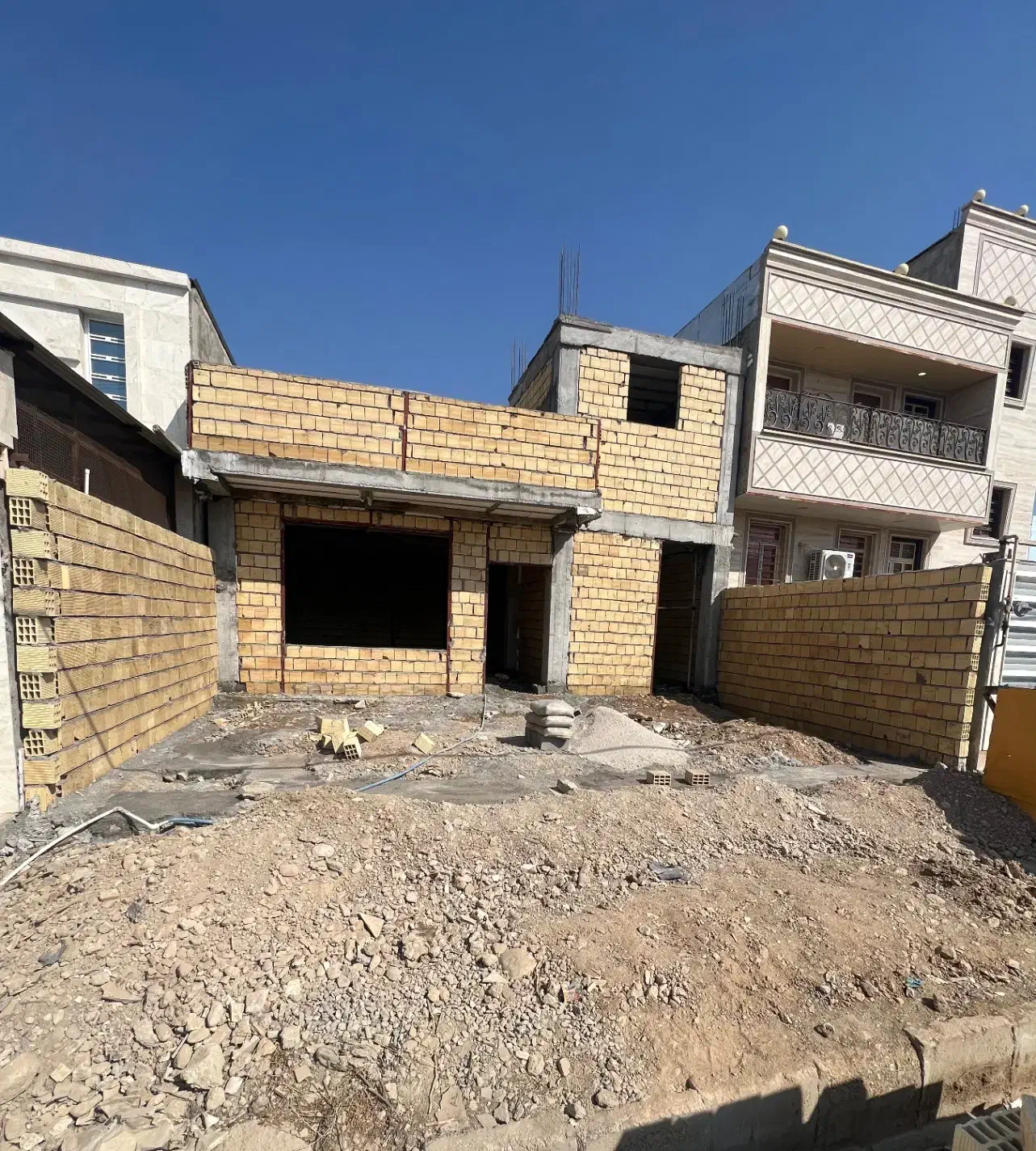 فروش ویلایی روی بلوار تاجگردون|فروش خانه و ویلا|دوگنبدان, |دیوار