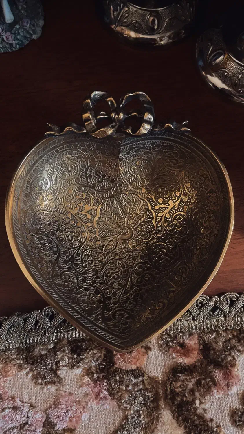 برنز انتیک|کلکسیون اشیاء عتیقه|تهران, فرمانیه|دیوار