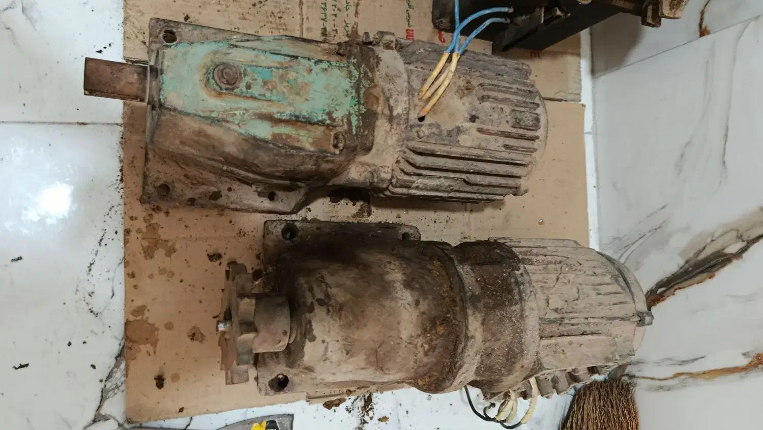 دو عدد دینام 3 اسب گیربکس دار ۱۱ تومن|ماشینآلات صنعتی|قرچک, فردیس|دیوار