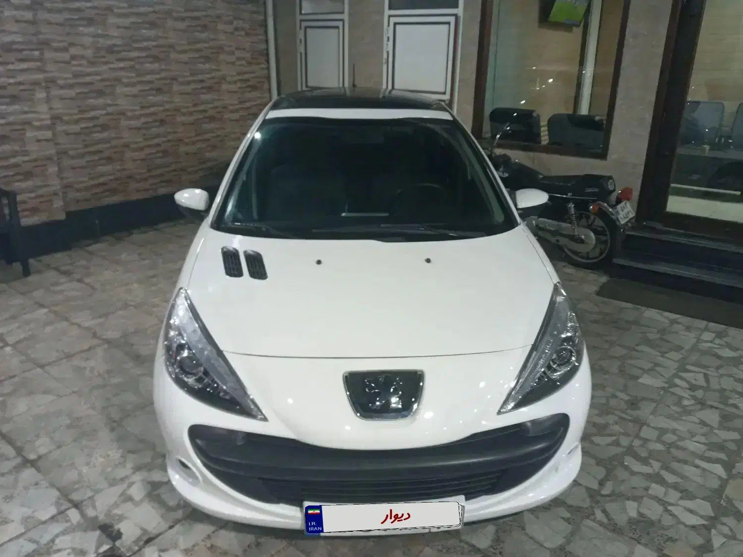 ۲۰۷ سقف پانا مدل ۱۴۰۱|خودرو سواری و وانت|رشت, منظریه|دیوار