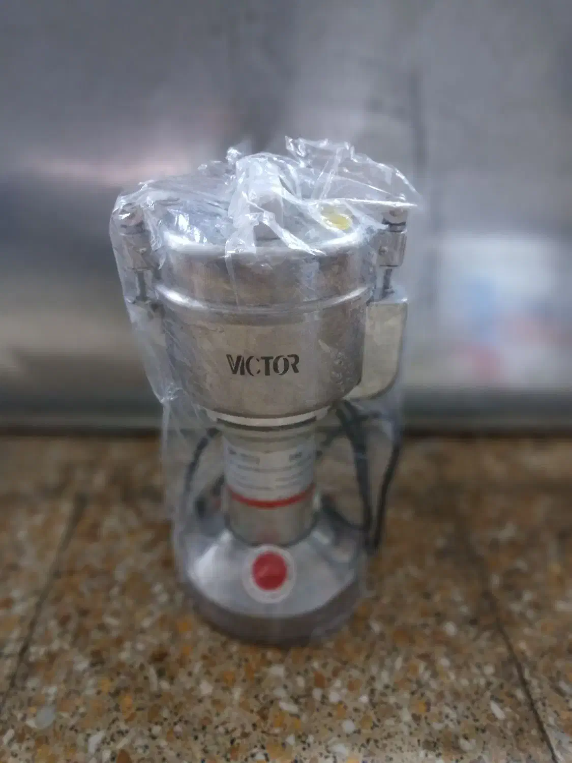 اسیاب صعنتی 250 گرمی ویکتور|خردکن، آسیاب، غذاساز|باغستان, |دیوار