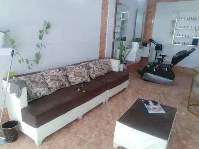 فروش مبل و صندلی آرایش|آرایشگاه و سالن‌های زیبایی|نهبندان, |دیوار