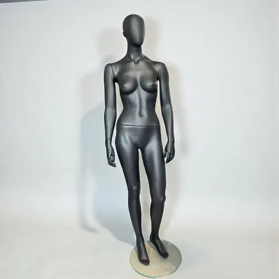 فروش مانکن زنانه|فروشگاه و مغازه|قائم‌شهر, |دیوار