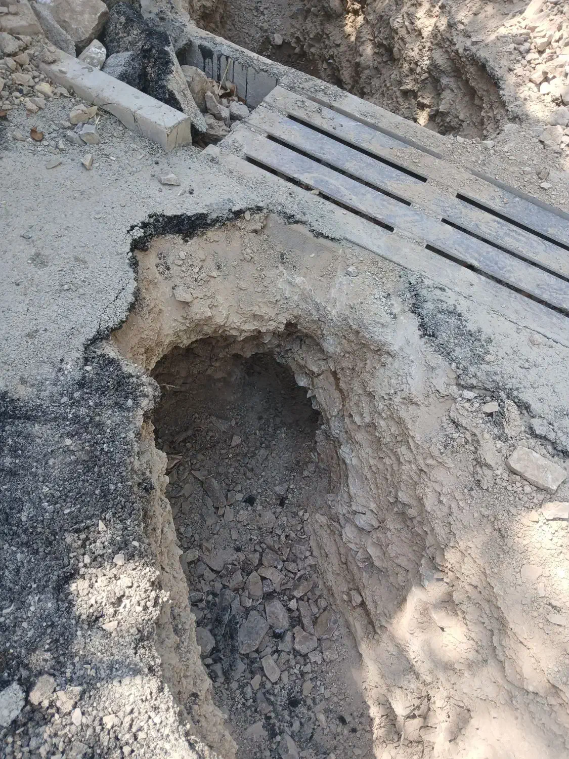 لوله کشی نشتی گیری کنده کاری برش آسفالت|خدمات پیشه و مهارت|همدان, |دیوار