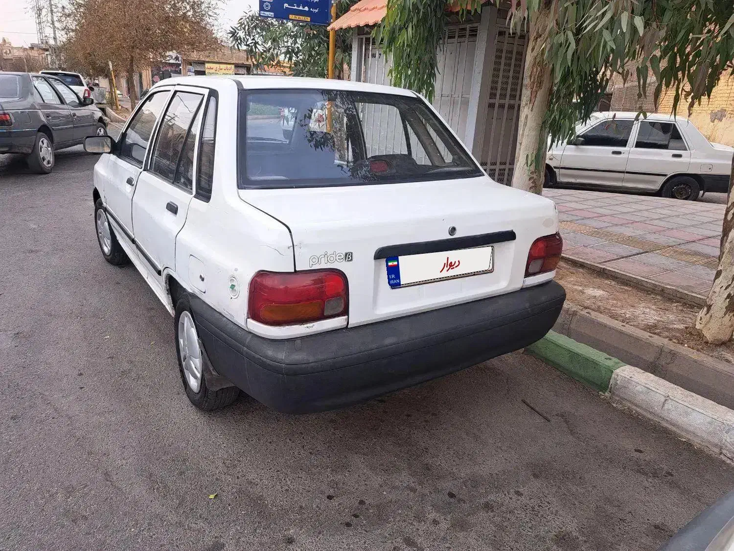 پراید 74بی رنگ چند لکه رنگ بخاطر زیبایی|خودرو سواری و وانت|قم, شهرک امام حسین|دیوار