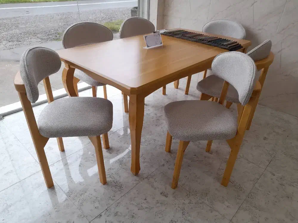 میز غذاخوری کیفیت شرکتی همراه با رنگبندی|میز و صندلی غذاخوری|رشت, شهریاران|دیوار