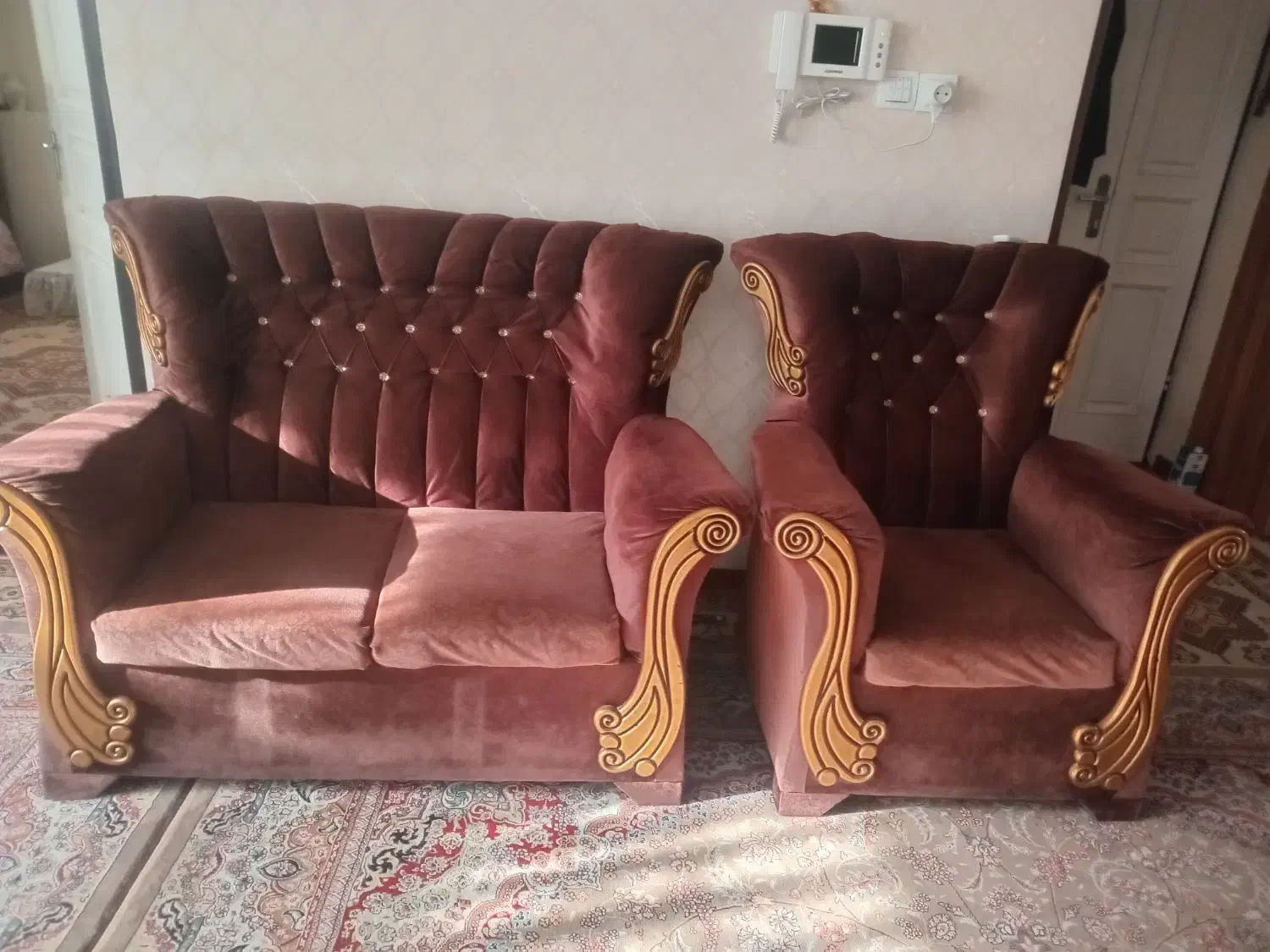 مبل۷نفره تمیز|مبلمان خانگی و میز عسلی|خمینیشهر, |دیوار