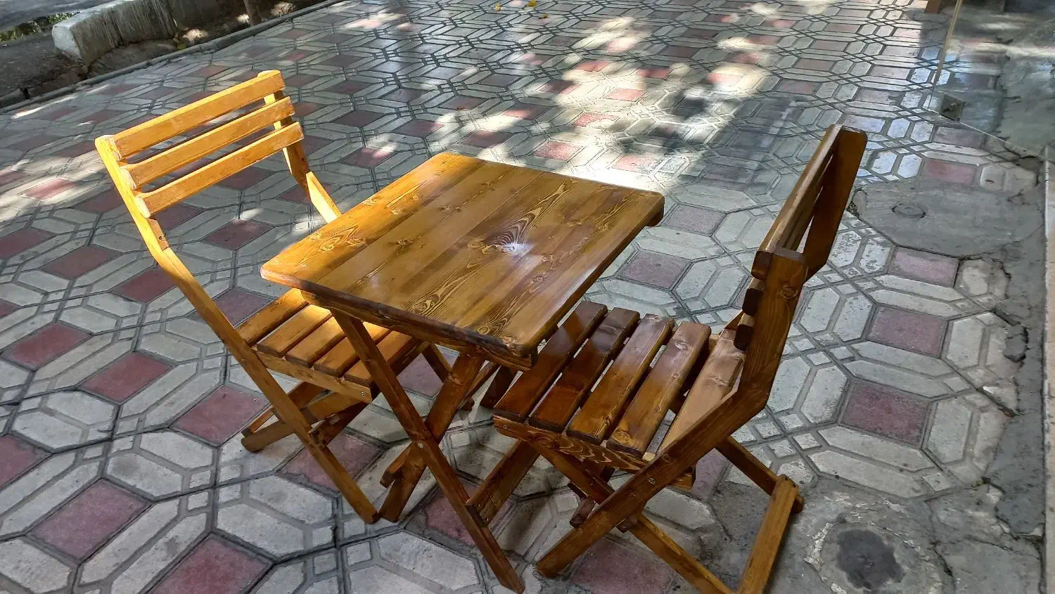 صندلی کافه ای تاشو چوبی|صندلی و نیمکت|کوهپایه, |دیوار