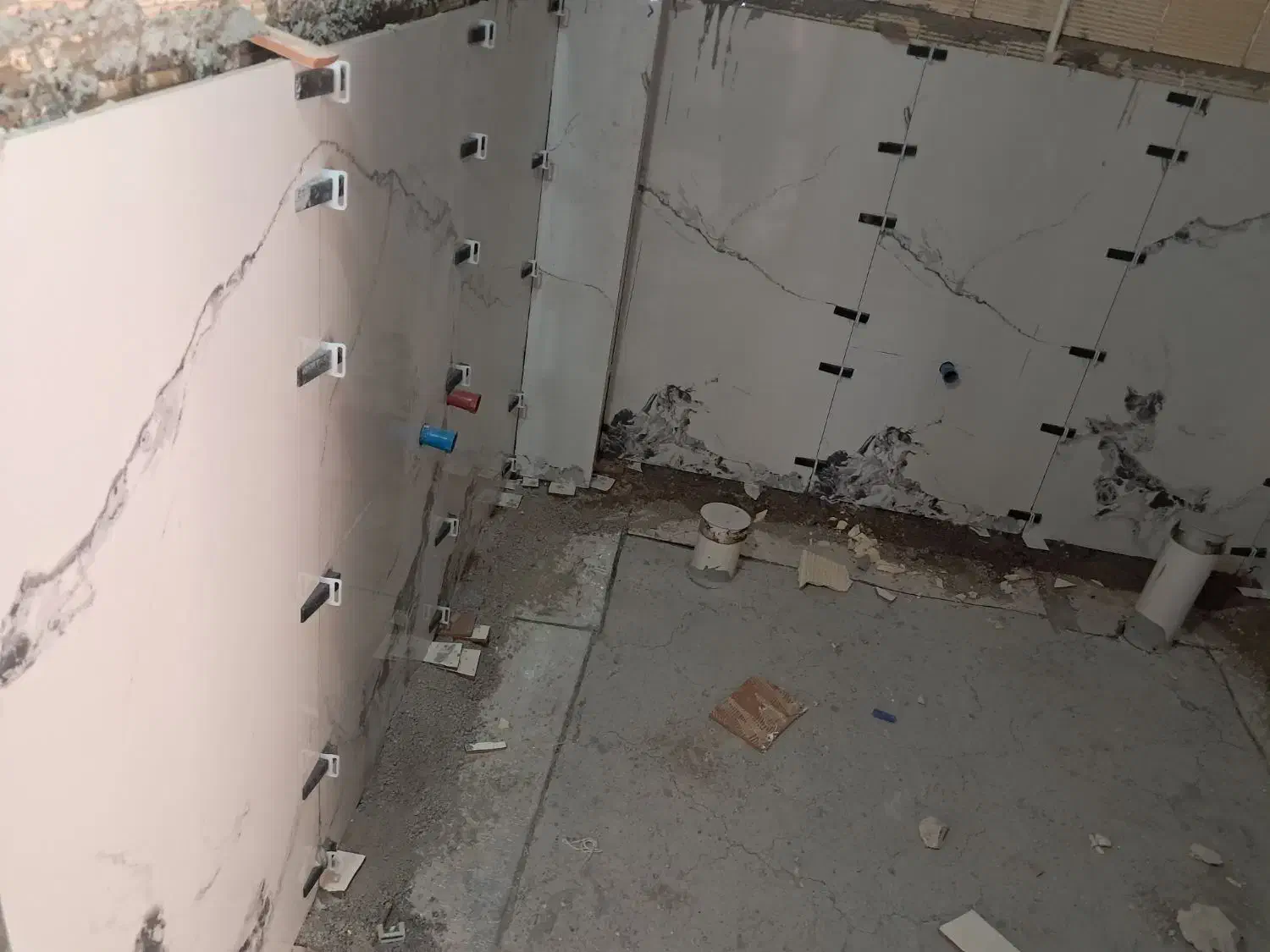 کاشی کاری سرامیک کاری|خدمات پیشه و مهارت|لردگان, |دیوار