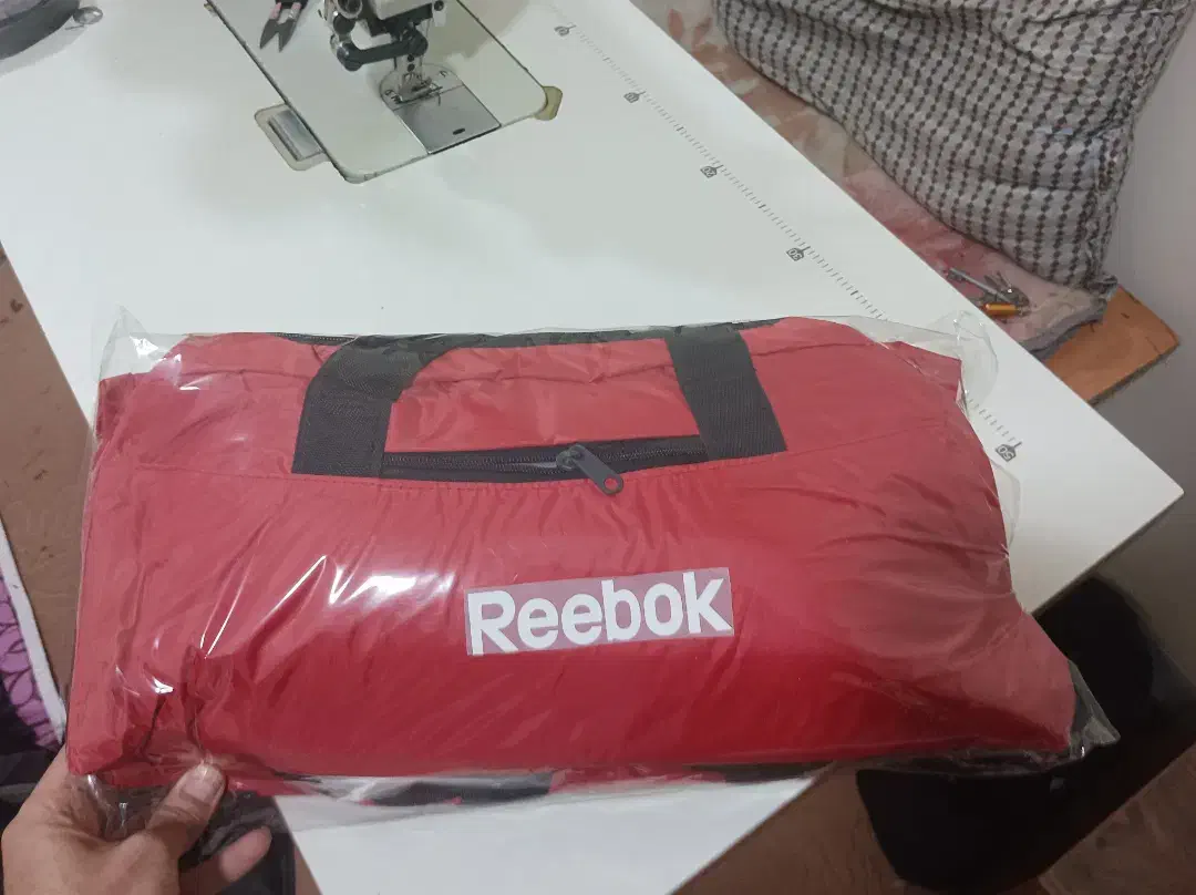 استخری|کیف، کفش، کمربند|همدان, |دیوار