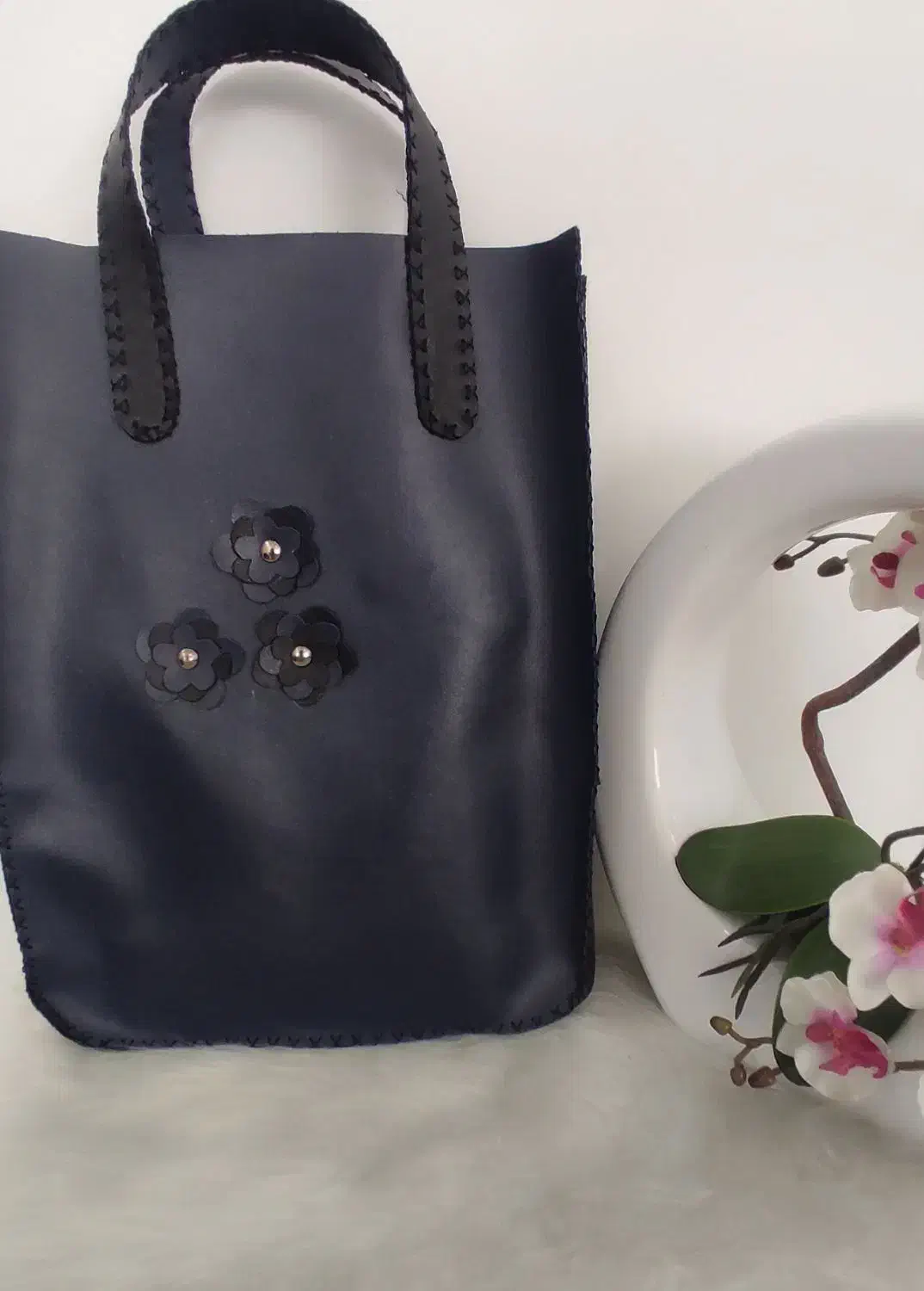 ساک دستی|کیف، کفش، کمربند|بندر انزلی, ساحل قو|دیوار