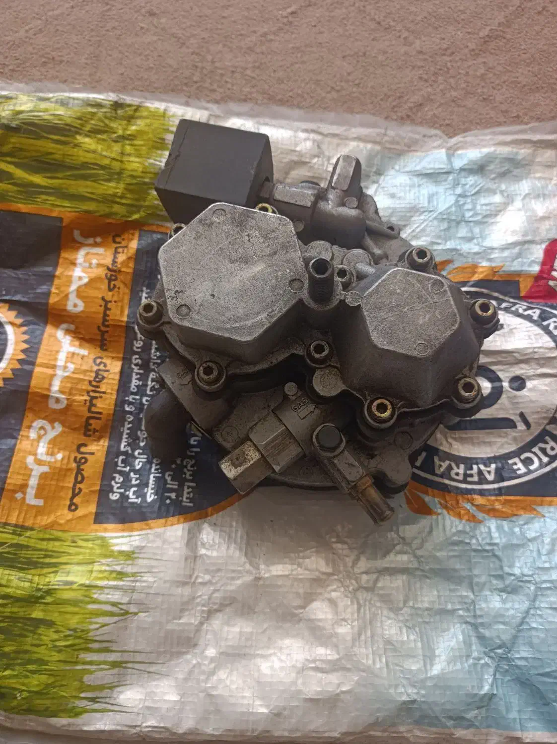 رگلاتور نیسان مارک شهاب درحدنوسالم فروشی|قطعات یدکی و لوازم جانبی|اصفهان, اصفهانک|دیوار