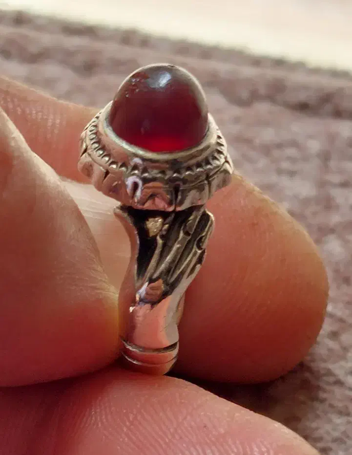 انگشتر نقره دست و دلبر سنگ عقیق یمنی کهنه|جواهرات|قزوین, |دیوار