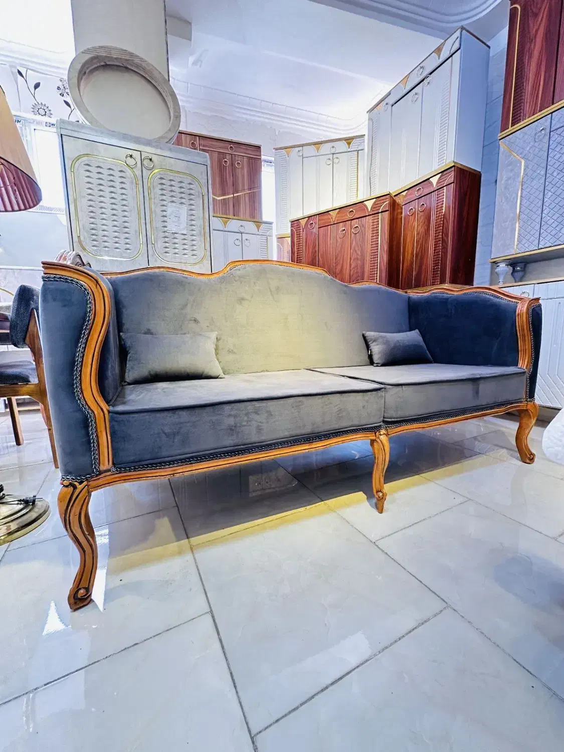 مبل کویین بسیار زیبای زرین کالا|مبلمان خانگی و میز عسلی|یاسوج, |دیوار