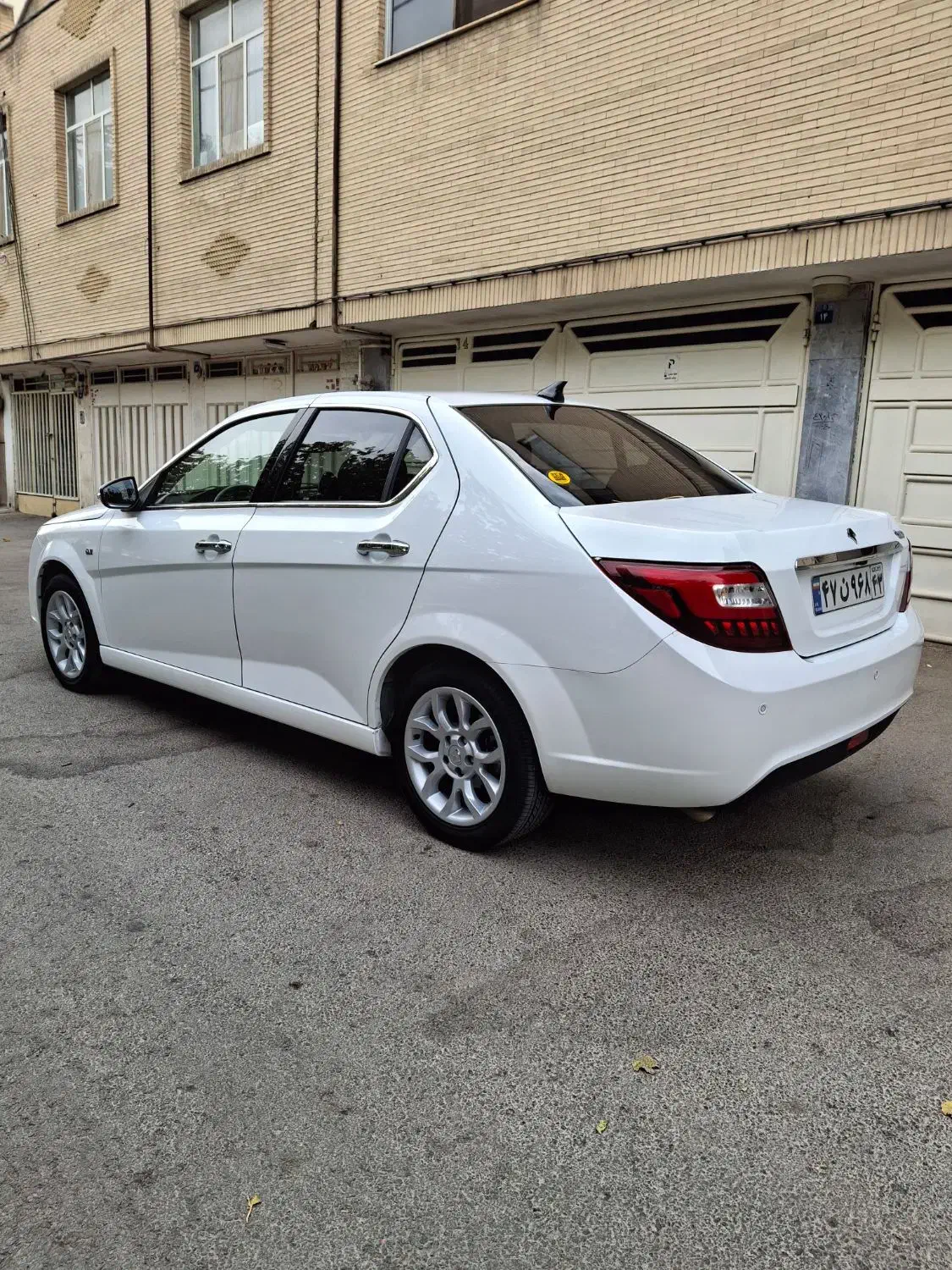 دنا پلاس اتوماتیک مدل1402فروش یامعاوضه باخودرو|خودرو سواری و وانت|اصفهان, فجر|دیوار