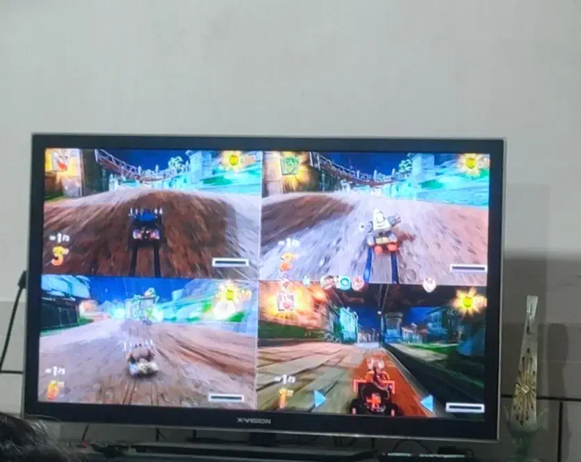 تلویزیون 42|تلویزیون و پروژکتور|دورود, |دیوار