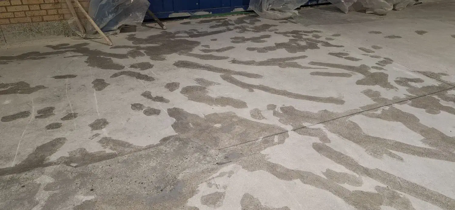 گلیزینگ کف ترمیم و براق کردن کفسابی بتن اپکسی|خدمات نظافت|اصفهان, فرح آباد|دیوار