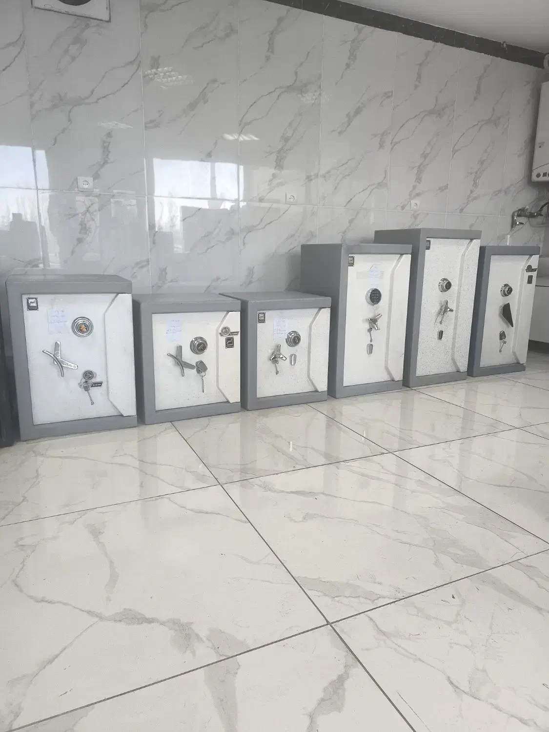 گاوصندوق نسوز سدید کاوه برند|ابزارآلات|باسمنج, |دیوار