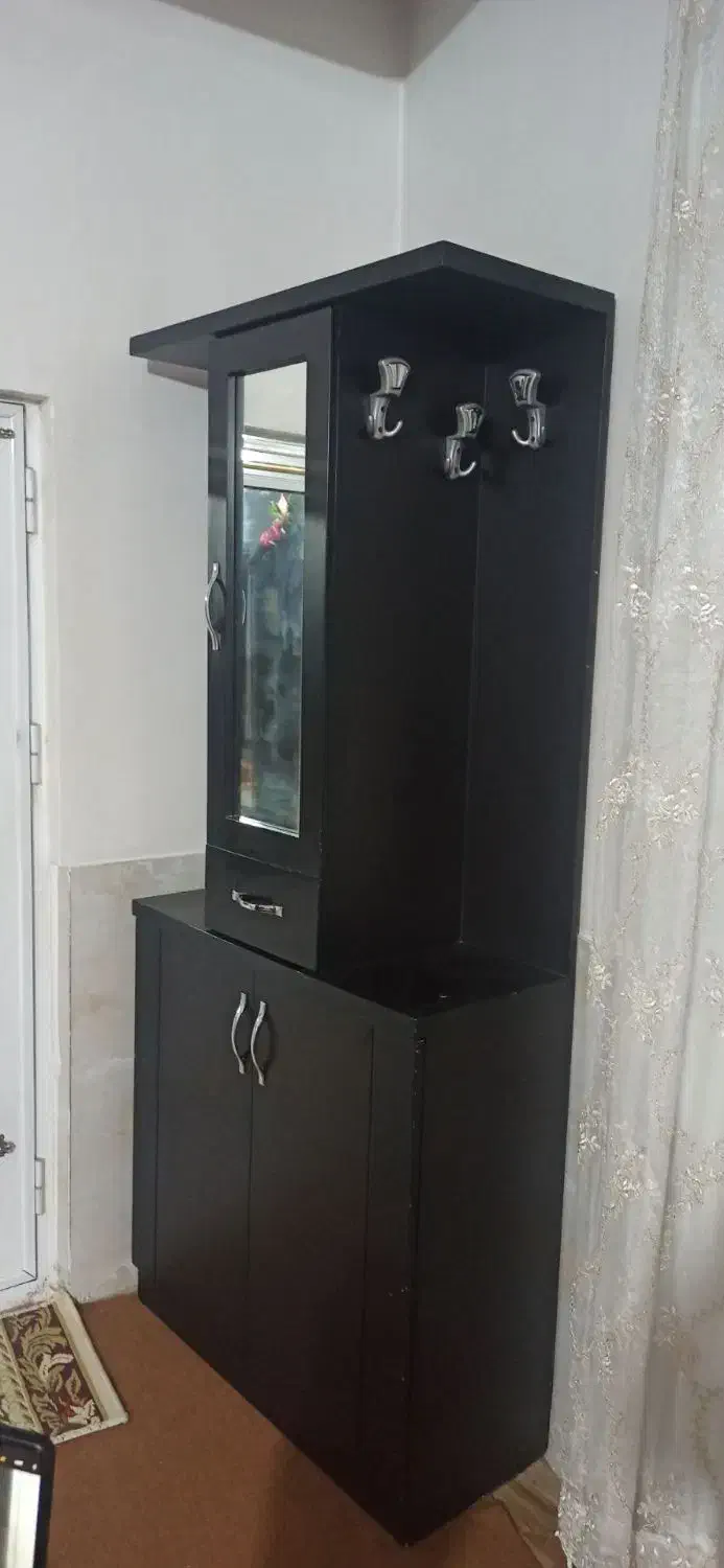 جاکفشی|جاکفشی، کمد، دراور|آبیک, |دیوار