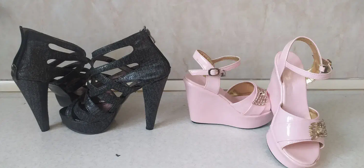 کفش دو جفت مناسب|کیف، کفش، کمربند|مرند, |دیوار