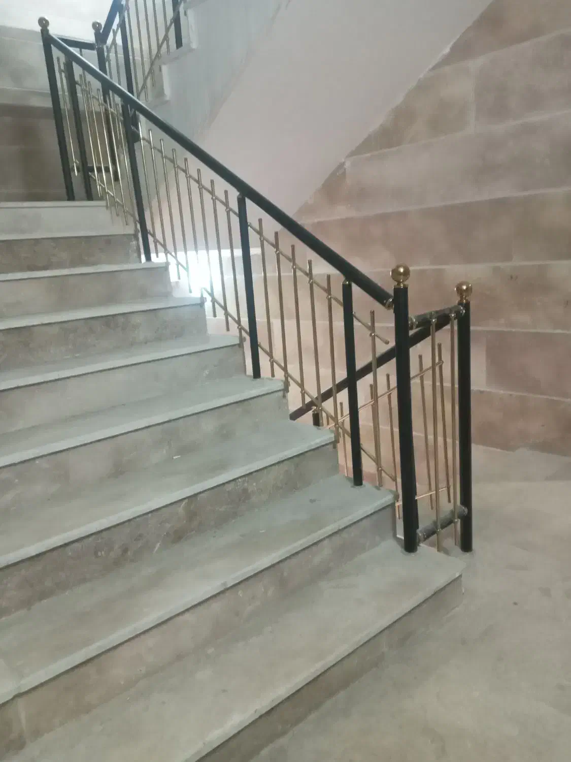 نرده استیل غلامی|خدمات پیشه و مهارت|پرند, فاز ۲|دیوار