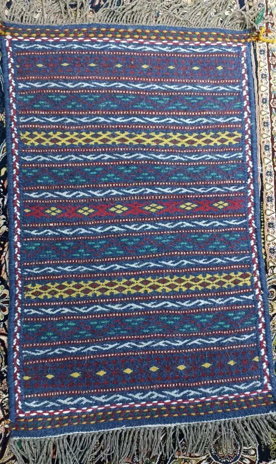 گلیم دستباف|گلیم، جاجیم، گبه|مشهد, شهید احمدی روشن|دیوار