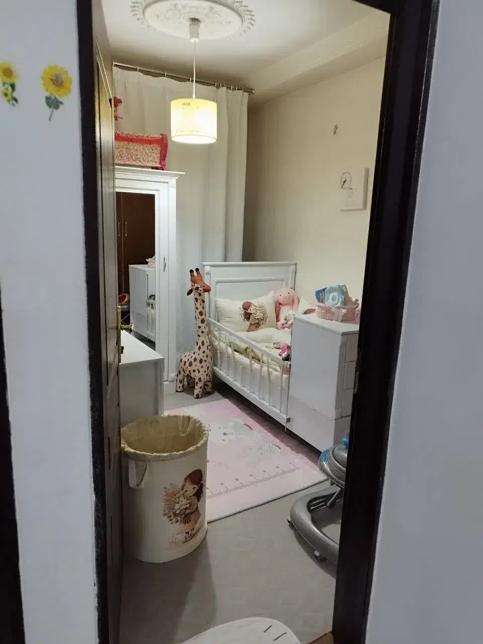 آپارتمان تکواحدی ۴ طبقه با امکانات کامل|فروش آپارتمان|جلفا, |دیوار