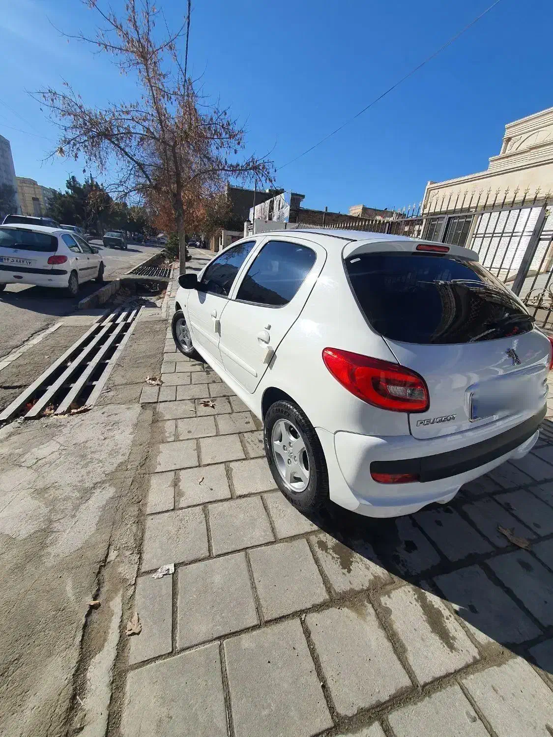 207 سقف فلز 1403 tu5|خودرو سواری و وانت|ارومیه, |دیوار