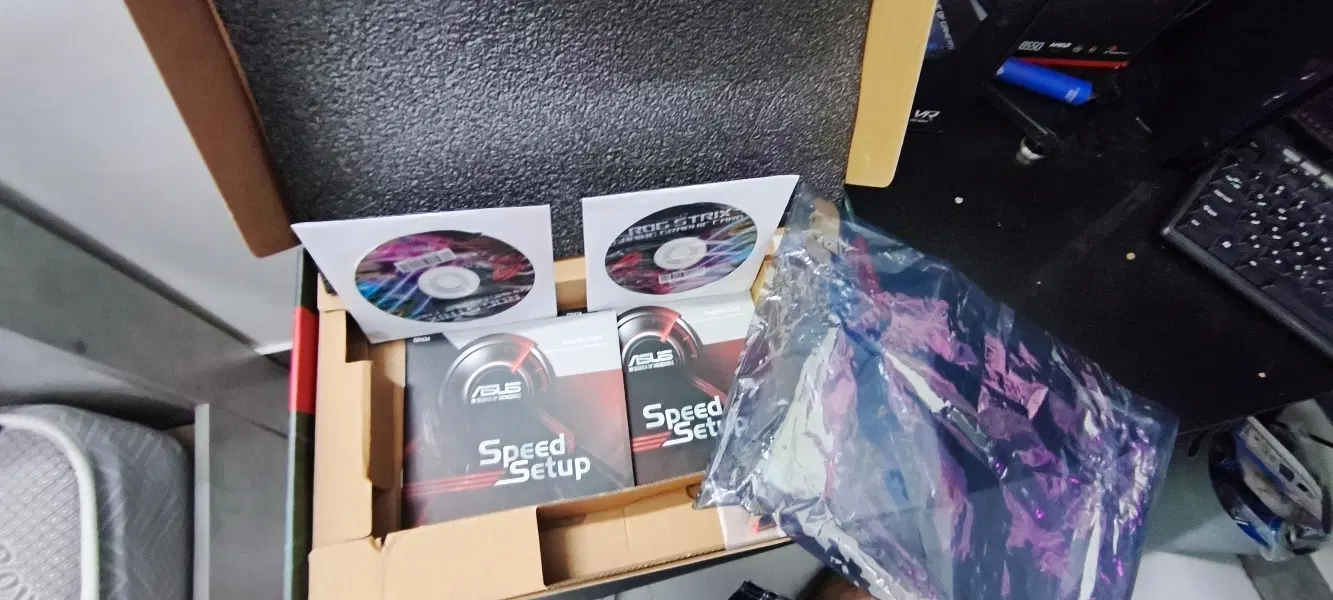 rx570 8gb rog strix|قطعات و لوازم جانبی رایانه|شیراز, شهرک برف فروشان|دیوار
