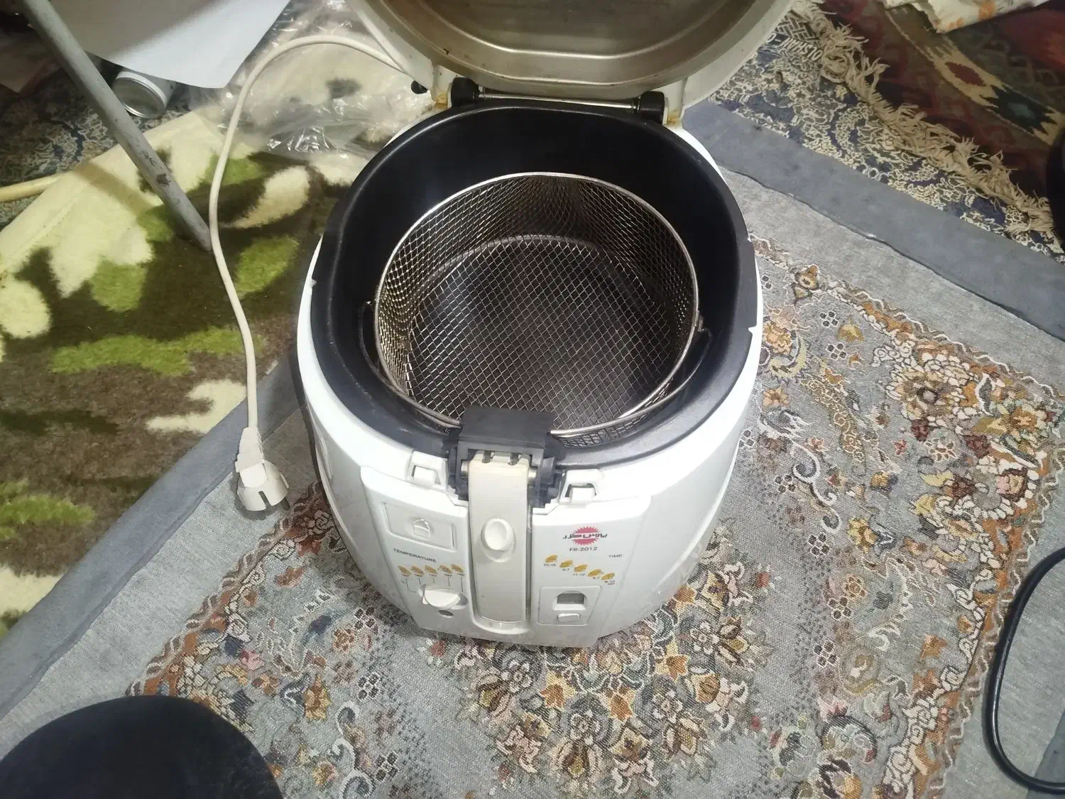 سرخ کن پارس خزر|اجاق گاز و لوازم برقی پخت‌وپز|شاهین‌شهر, شهرک گلدیس|دیوار