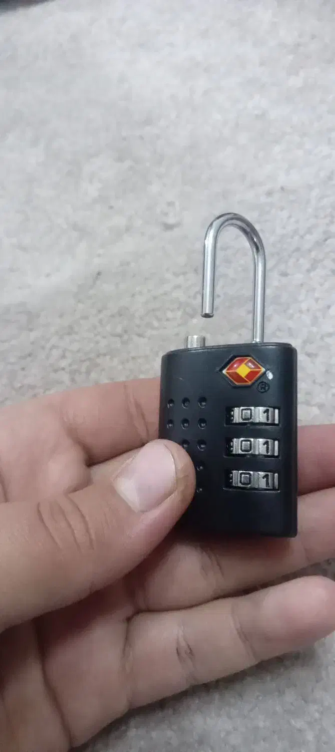 قفل رمزی|اشیا|همدان, |دیوار