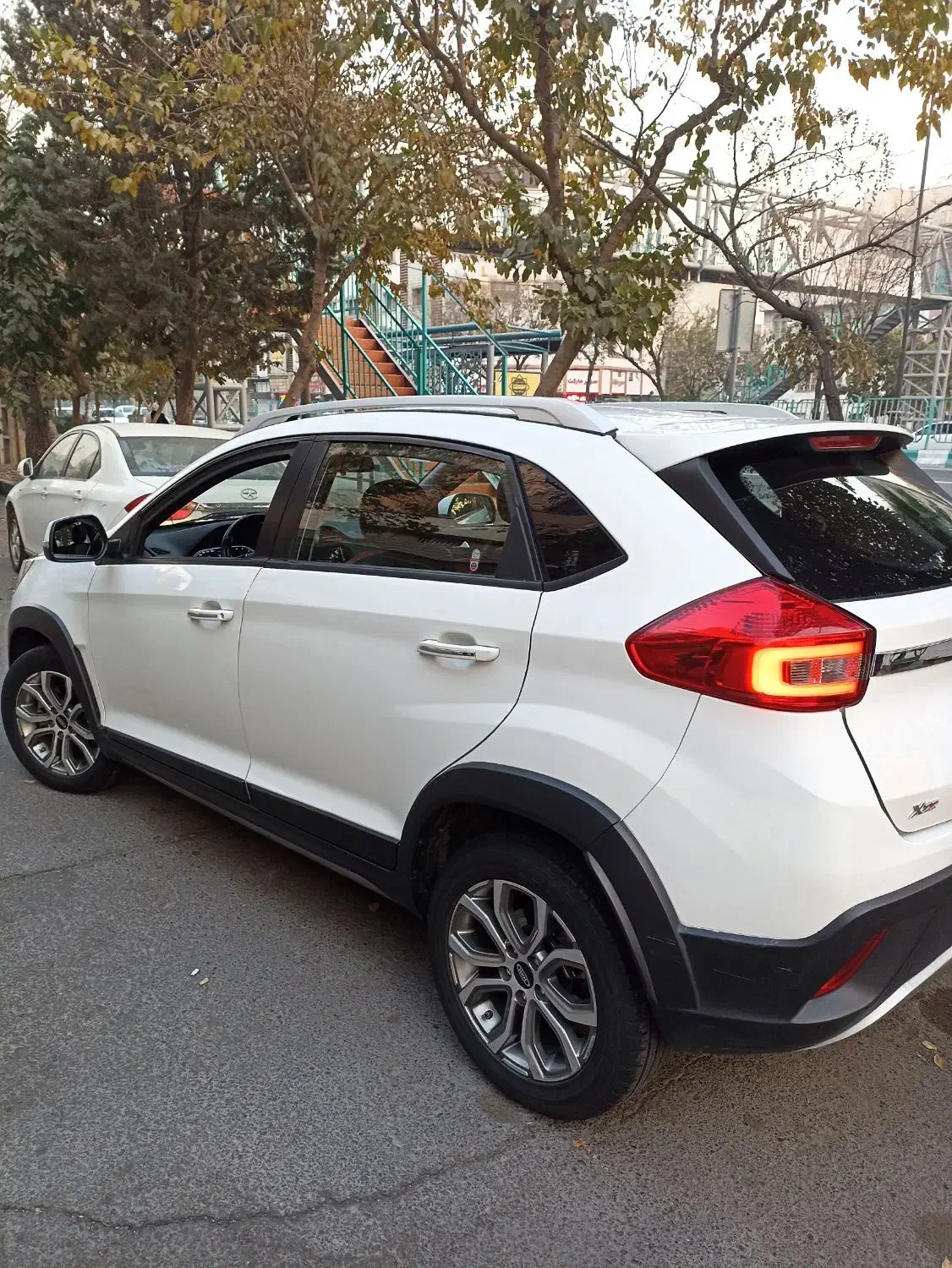 ام‌وی‌ام X22 اتوماتیک لاکچری مدل 98 ضمانت کارنامه|خودرو سواری و وانت|تهران, دردشت|دیوار