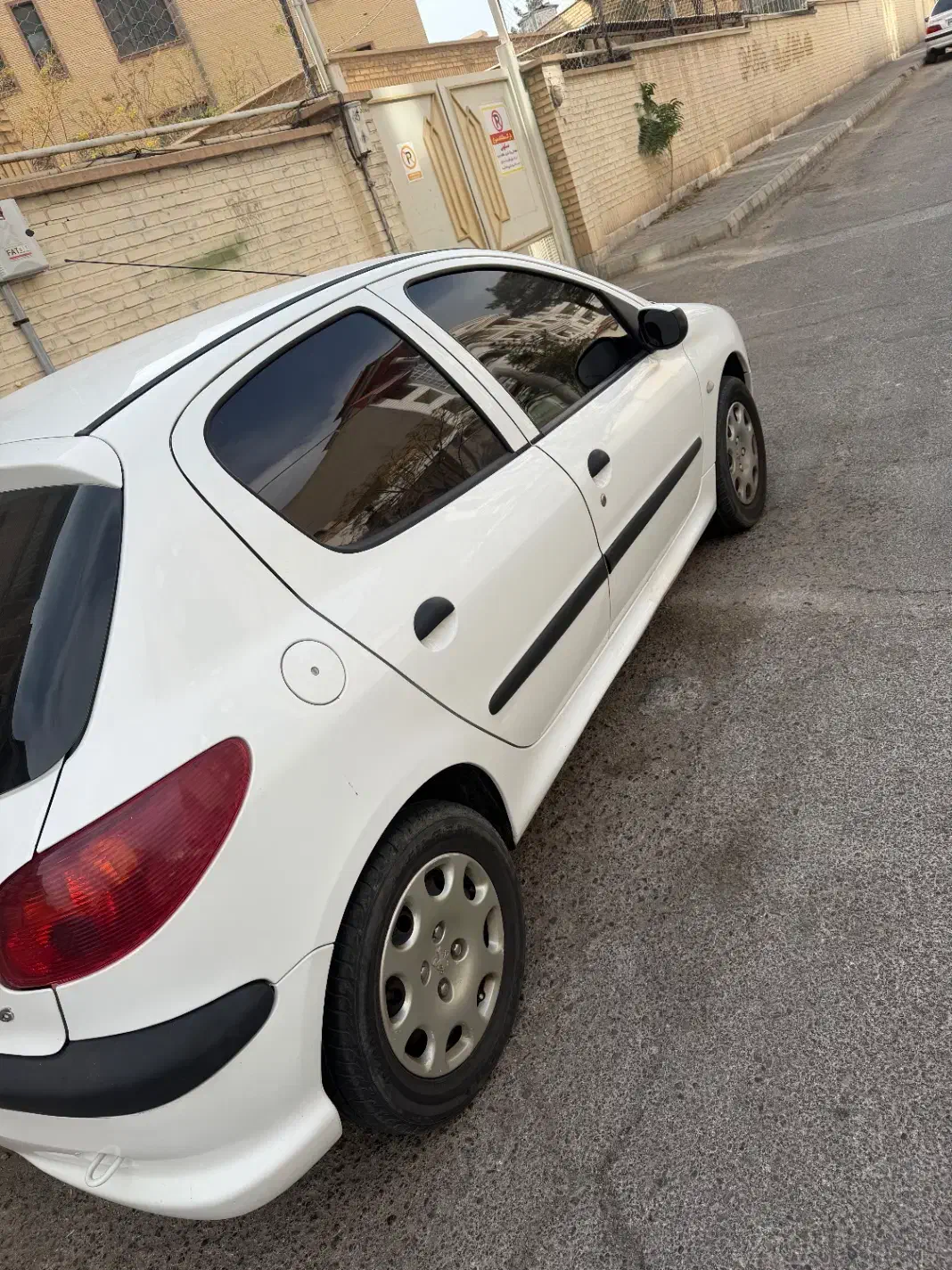 ۲۰۶تیپ۵مدل۹۸سفید|خودرو سواری و وانت|سمنان, |دیوار