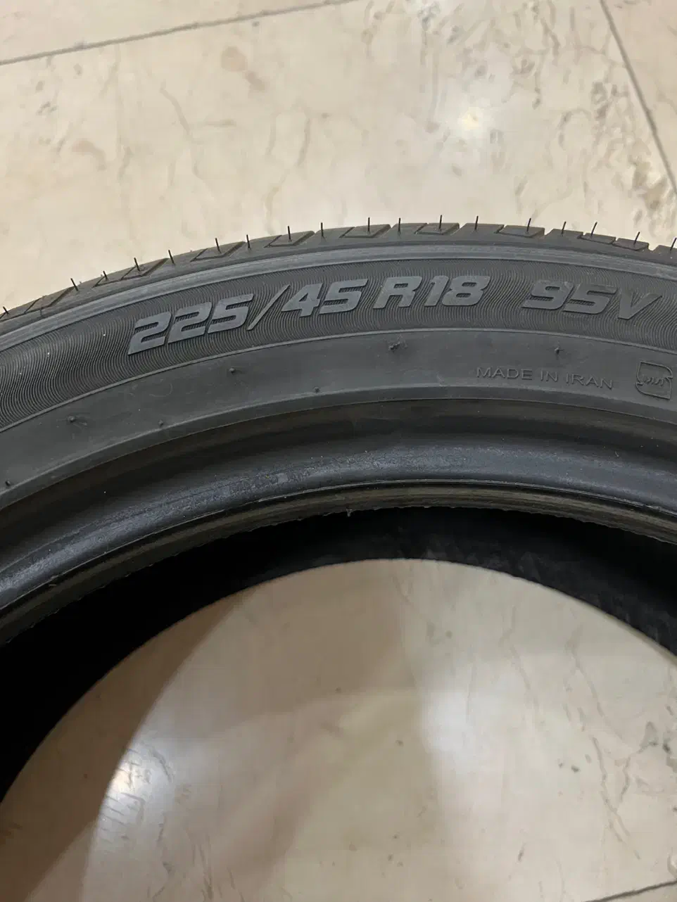 لاستیک بارز مناسب j7 زیر صفری|قطعات یدکی و لوازم جانبی|قم, باجک دو|دیوار