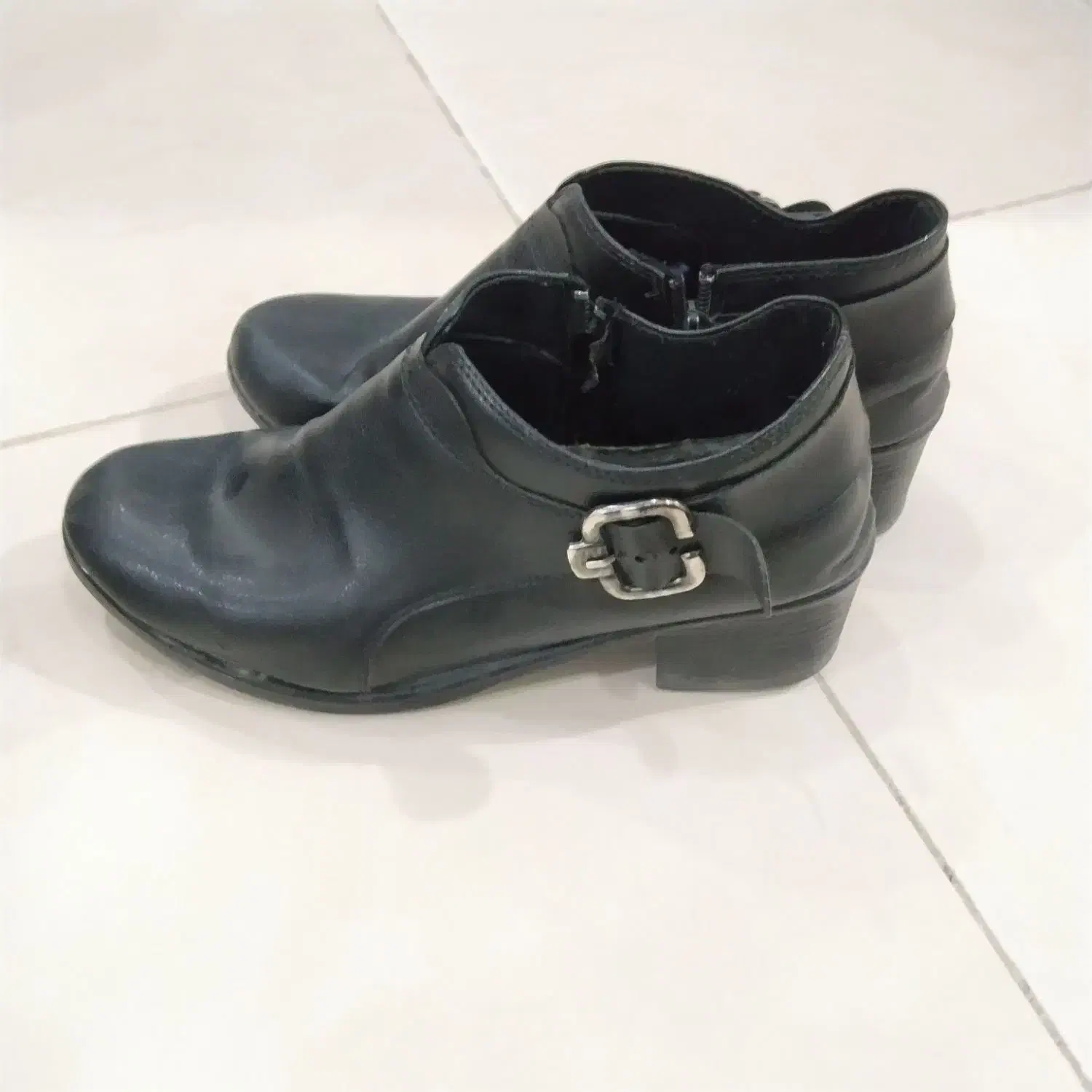 تعدادی کیف و کفش زنانه سایز ۳۹|کیف، کفش، کمربند|فردیس, قریشی|دیوار