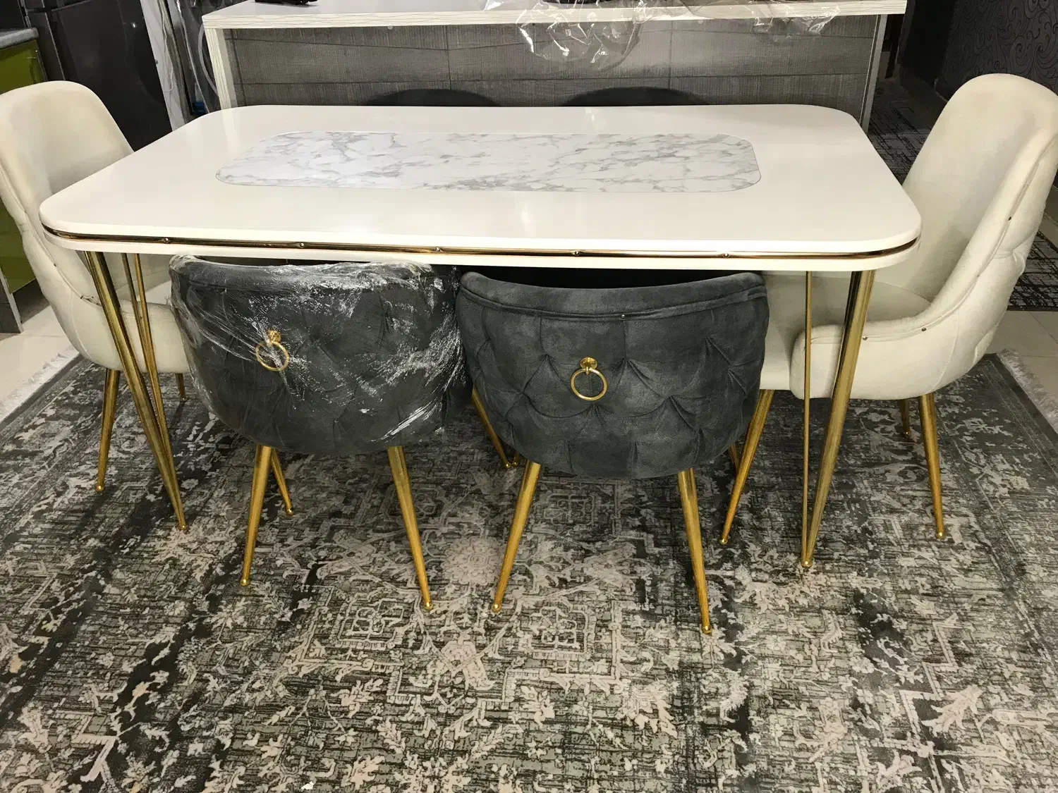 میز ناهارخوری شیش نفره طرح چستر در حد نو|میز و صندلی غذاخوری|محمدیه-قزوین, |دیوار