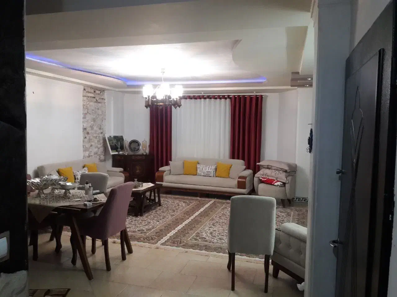 آپارتمان اجاره ای در خیابان جویبار|اجارهٔ آپارتمان|قائم‌شهر, |دیوار
