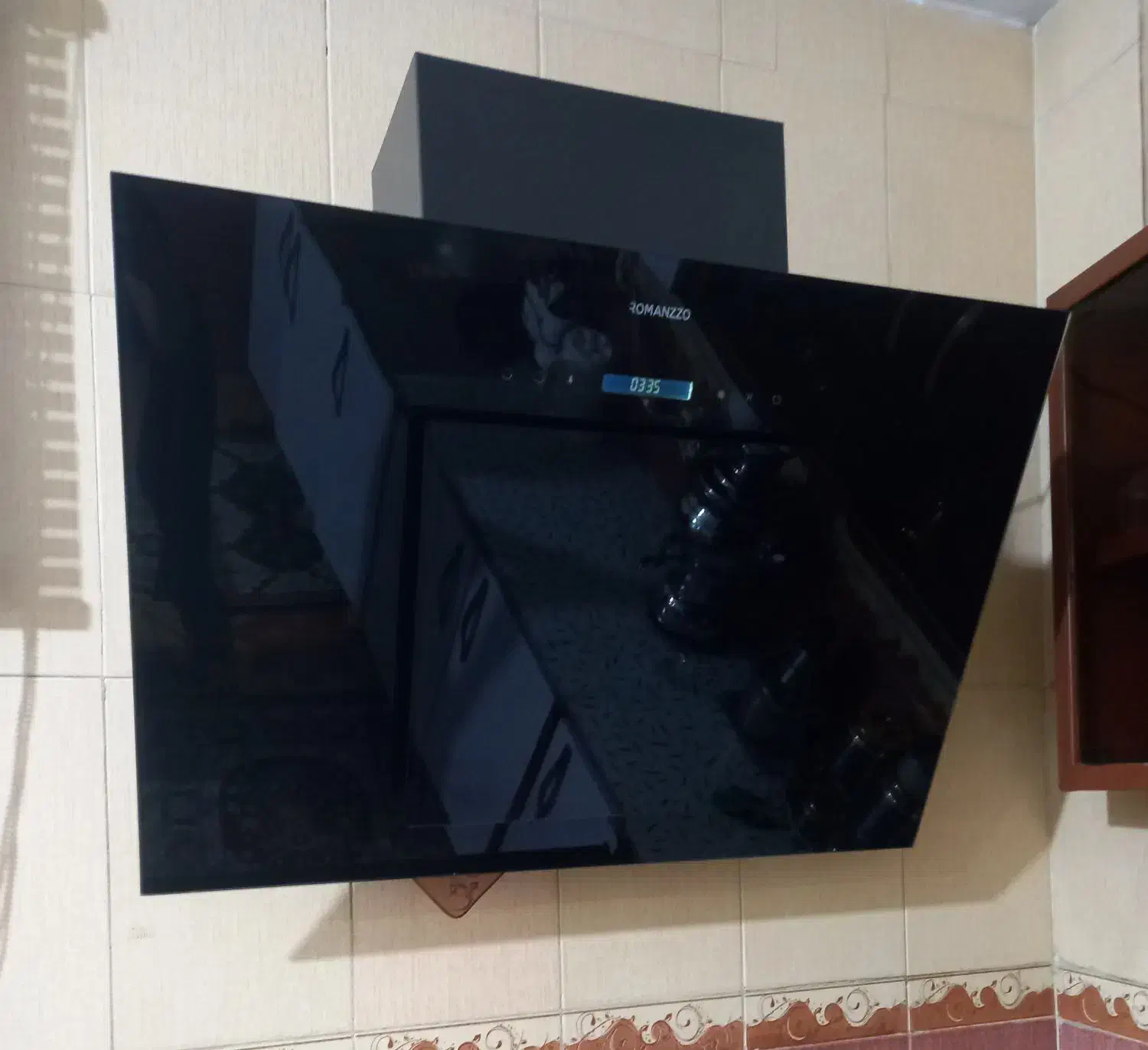 هود|هود|گرگان, |دیوار