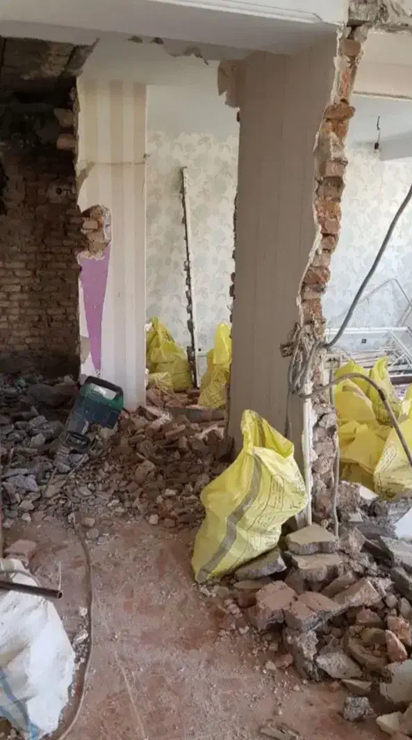 تخریب ساختمان و بنا|خدمات پیشه و مهارت|نوشین شهر, |دیوار