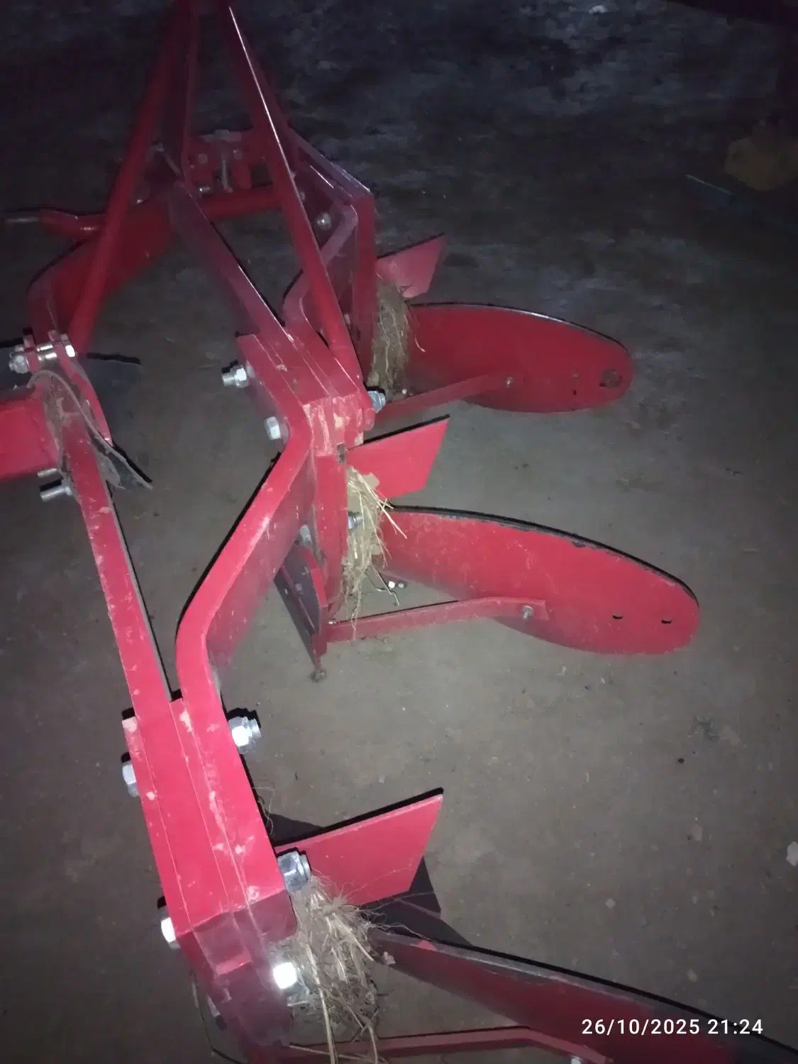 فروش گاوآهن سه خیش در حد نو|ماشین‌آلات صنعتی|باوله, |دیوار