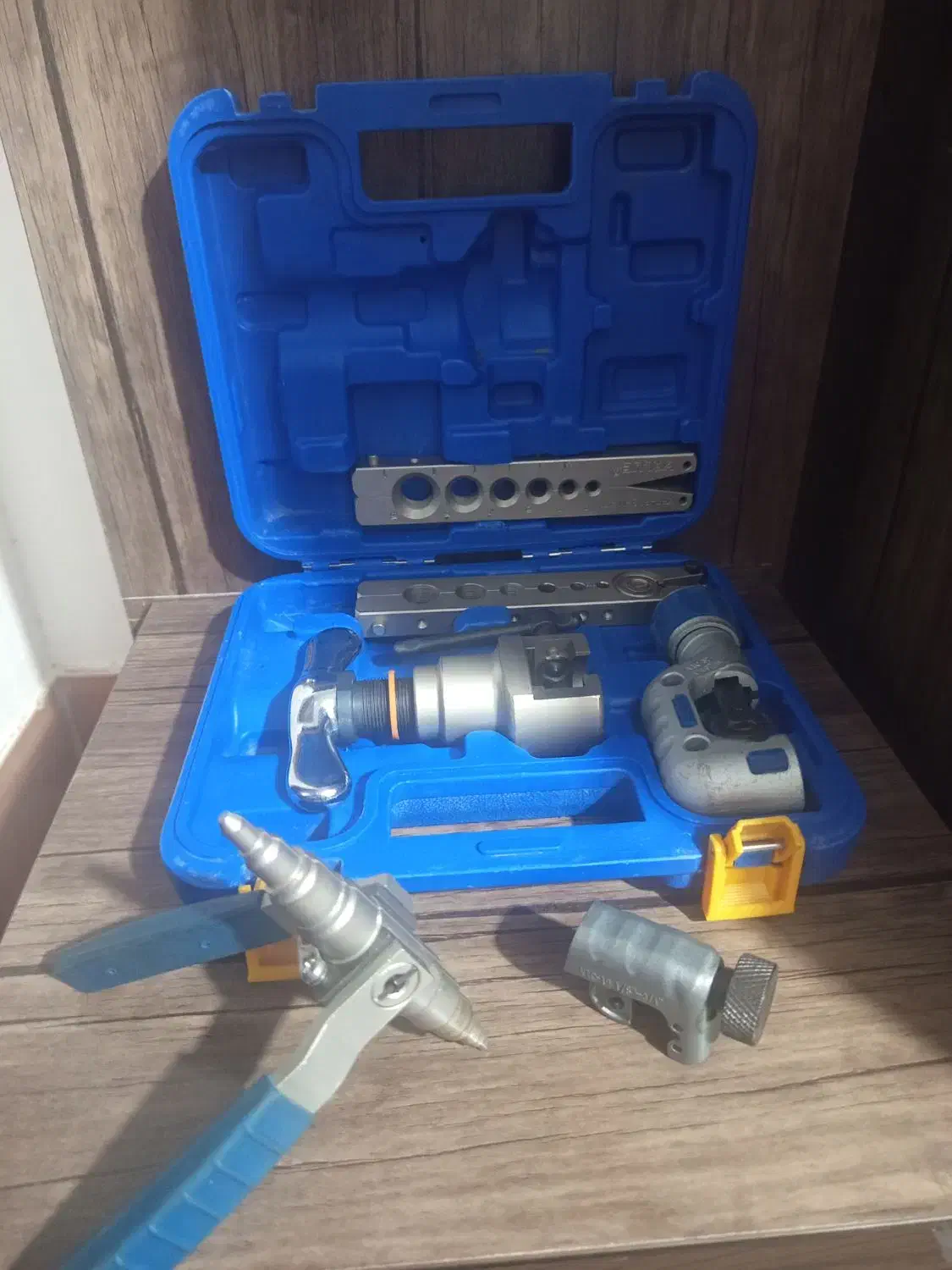 فروش لوازم کار نصب و تعمیرات اسپیلت|ابزارآلات|گنبد کاووس, |دیوار