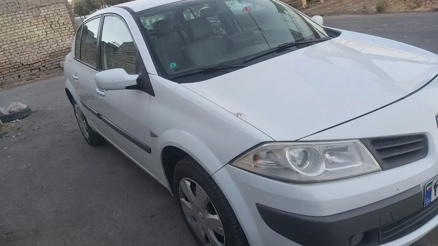 مگان ۱۶۰۰ دنده فول در حد صفر|خودرو سواری و وانت|فریمان, |دیوار