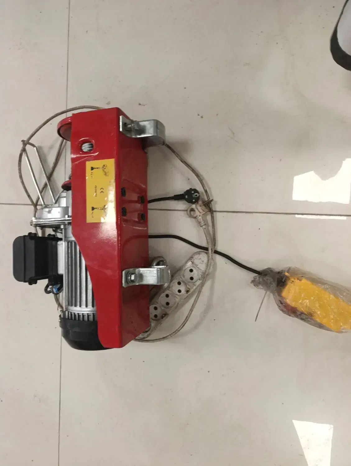 بالابر یک تنی محک درحدنو|ماشین‌آلات صنعتی|قزوین, |دیوار