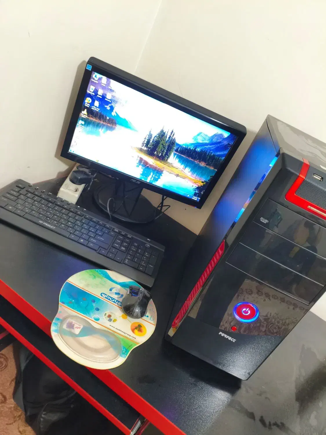 کامپیوتر و به همراه میز|رایانه رومیزی|تهران, شوش|دیوار