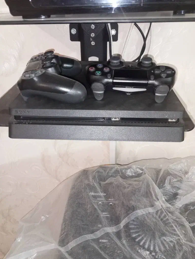 Ps4 اسلیم 1 ترابایت|کنسول، بازی ویدئویی و آنلاین|تهران, بهداشت|دیوار