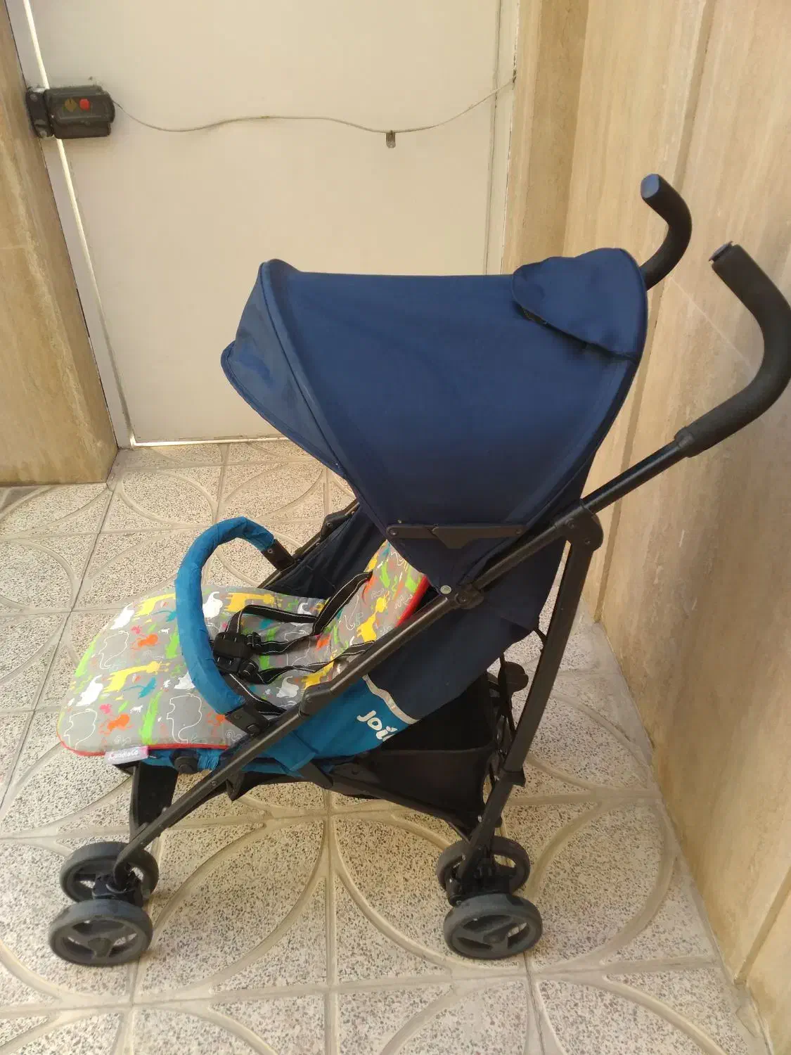 کالسکه خارجی برند جویی|کالسکه و لوازم جانبی|کرج, کمال‌شهر|دیوار