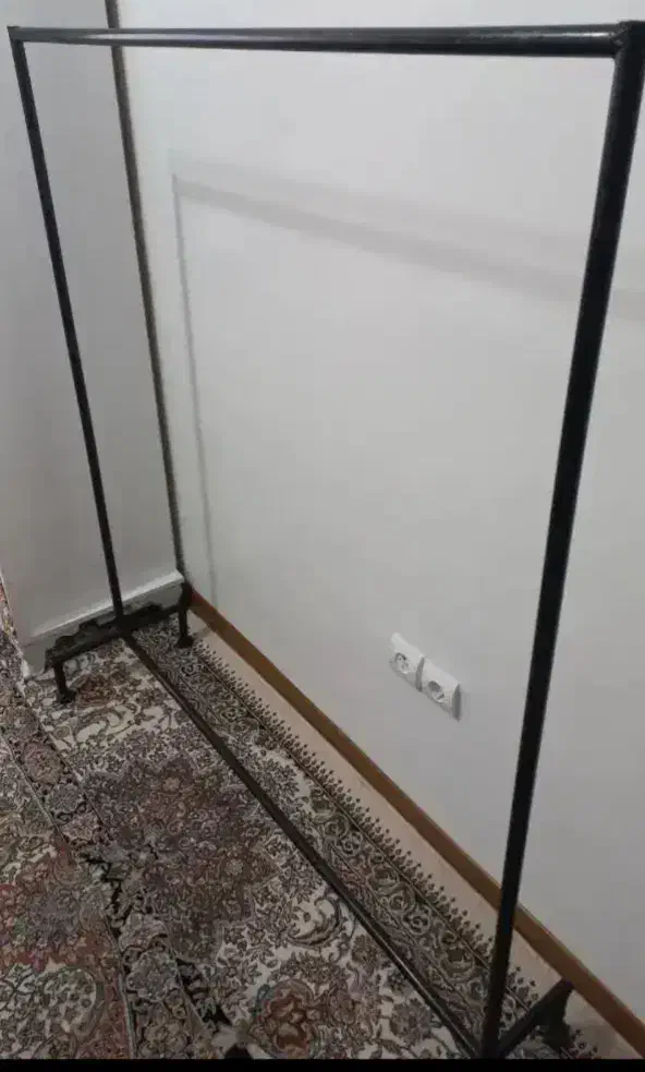 رگال لباس سفارشی|بندرخت و رختآویز|فولادشهر, مسکن مهر فولادشهر|دیوار