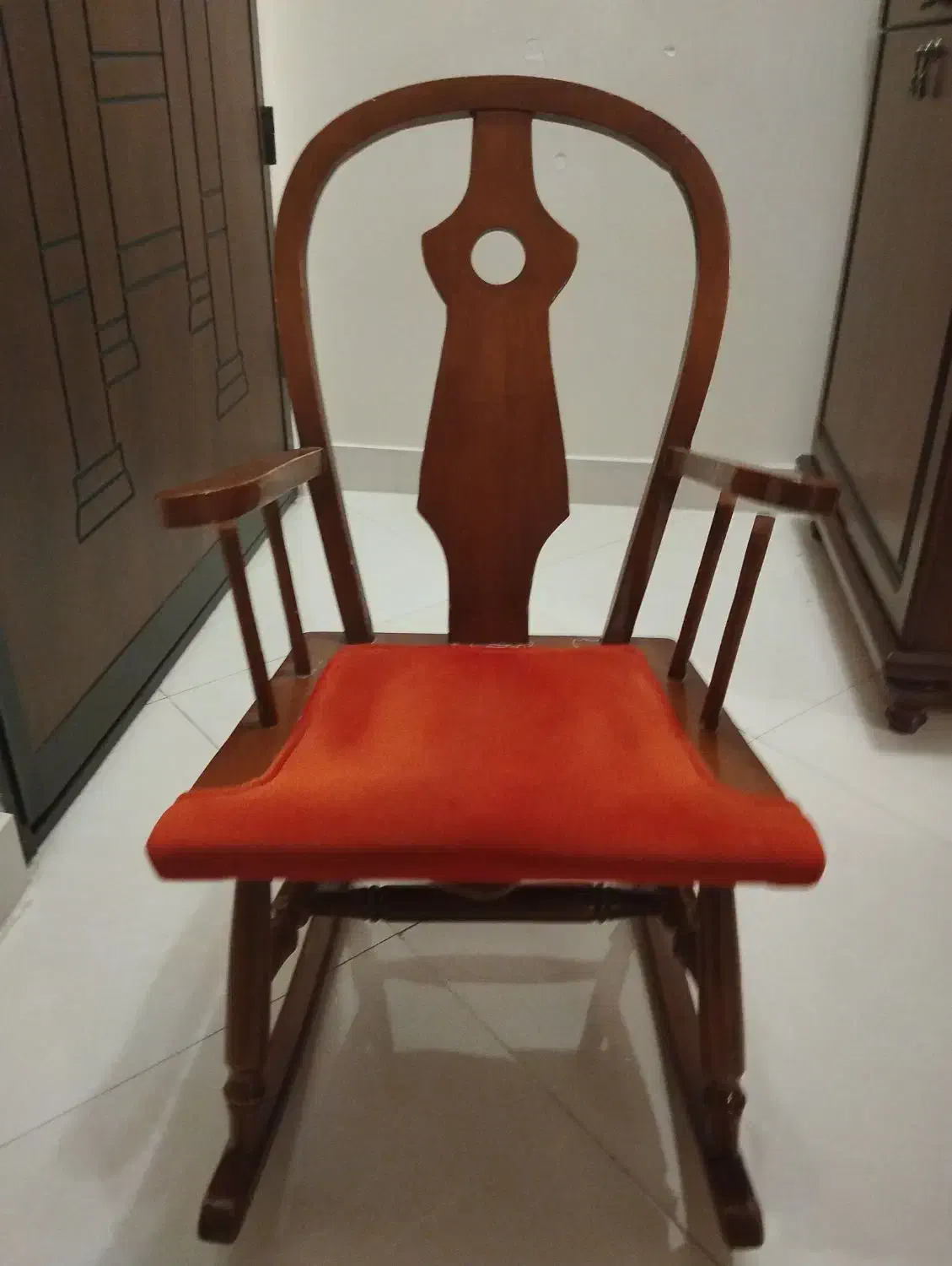 راک بچه گانه|صندلی و نیمکت|تهران, قلهک|دیوار