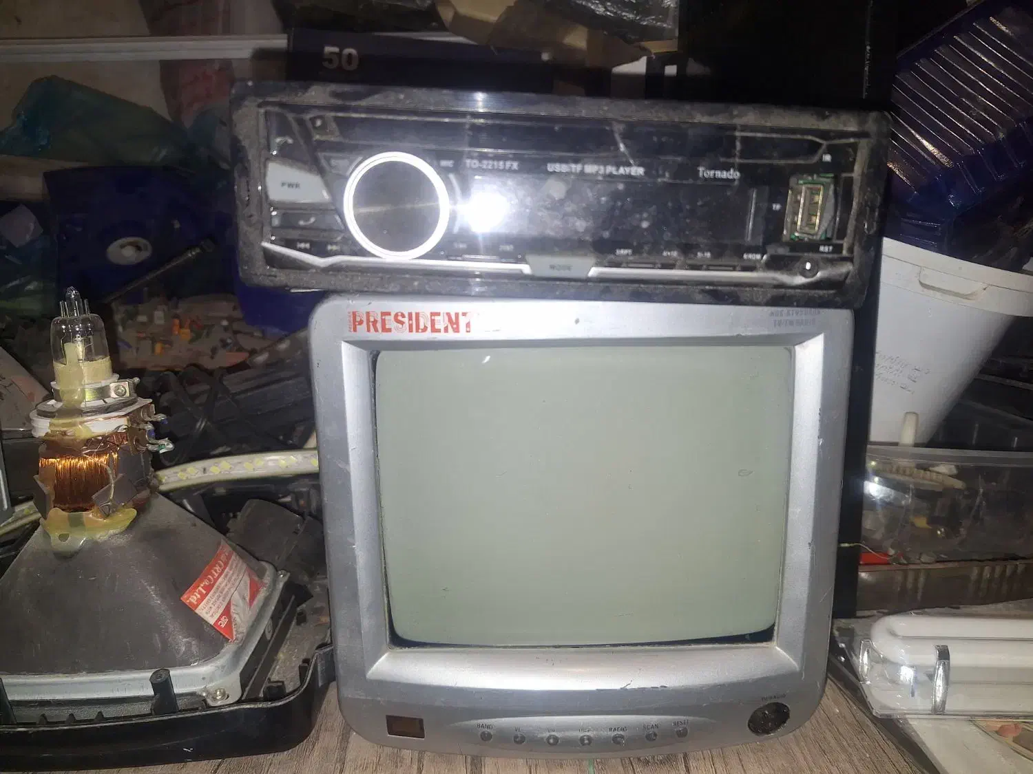 آنتیک تلوزیون و ضبط|کلکسیون اشیاء عتیقه|ارومیه, |دیوار