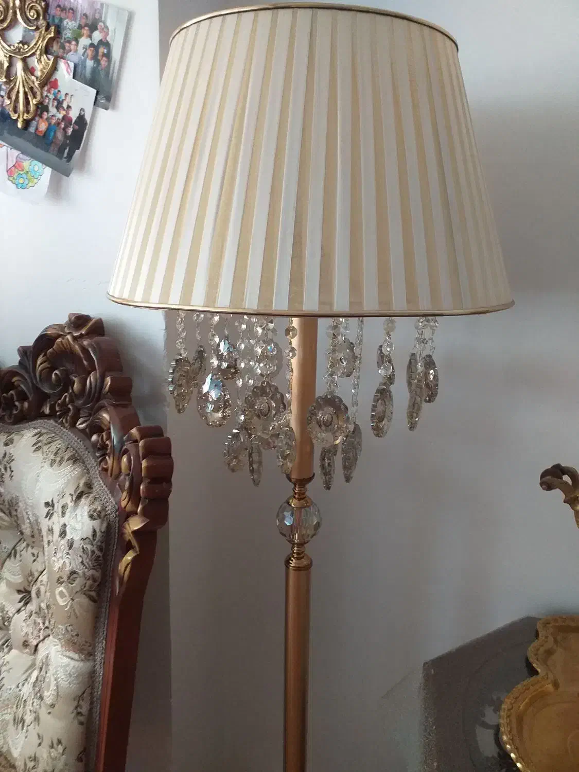 کنار سالنی|لوستر و چراغ آویز|قزوین, |دیوار